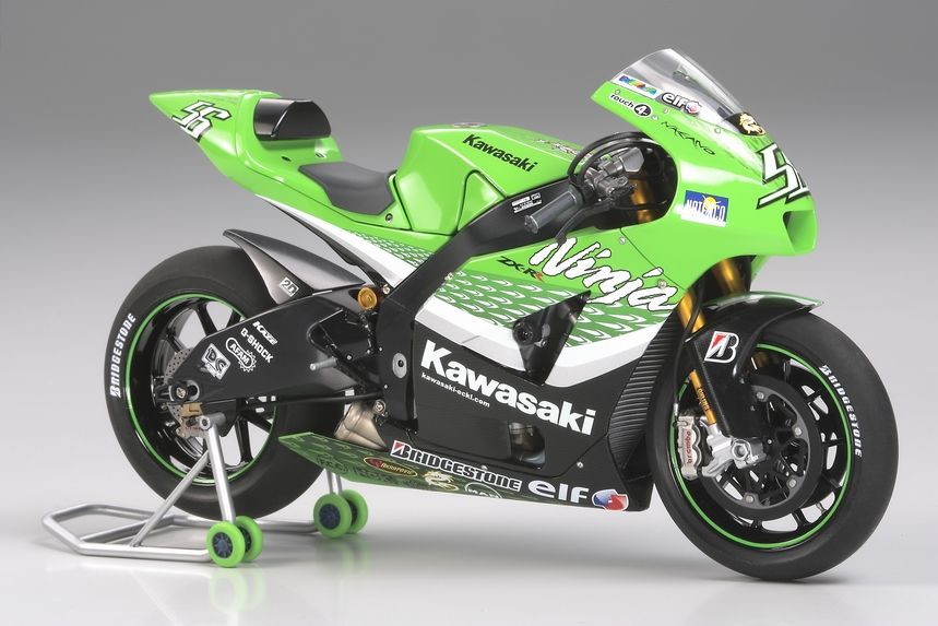 Tamiya Kawasaki ZX-RR Ninja ( THC 14109)