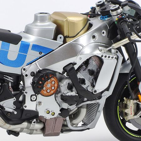 Tamiya Team Suzuki ECSTAR GSX-RR &#039;20 ( THC 14139)