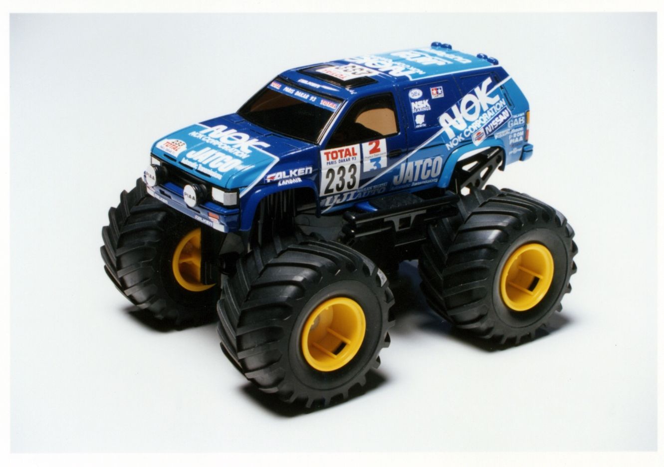 Tamiya 1:32 Mini 4WD Nissan Terrano (17011)