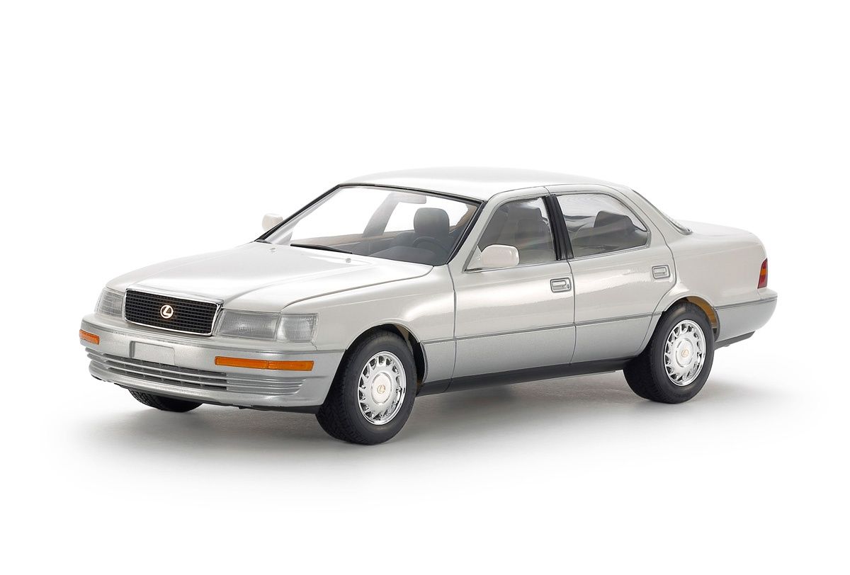 Tamiya 1:24 Lexus LS 400 (UCF11L) ( THC 24114)