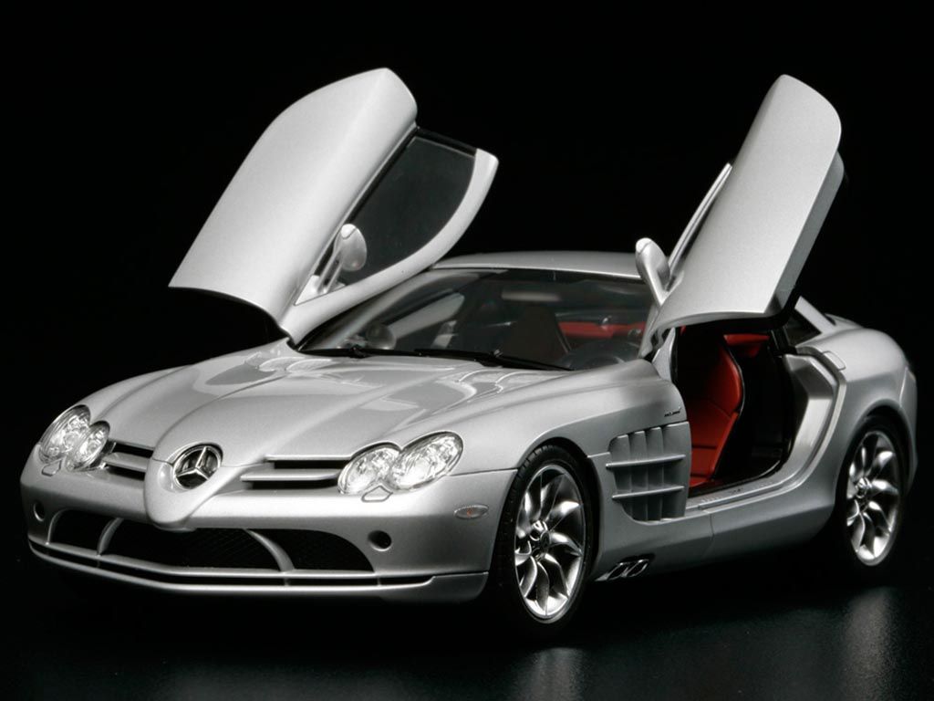 1/24 Tamiya Mercedes Benz SLR McLaren ( THC 24290)