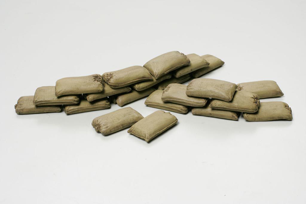 1/48 Tamiya Brick/Sandbag/Barricade Set ( THC 32508)