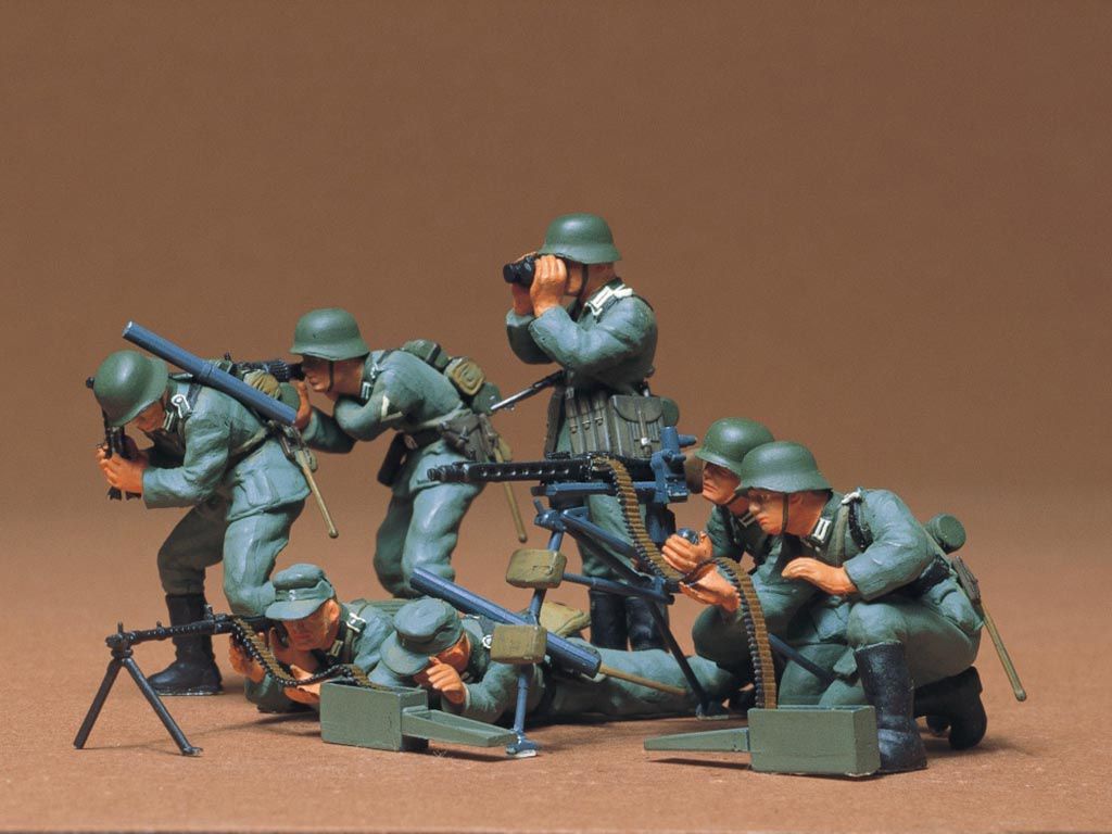 1/35 Tamiya German Machine Gun Troops ( THC 35038)