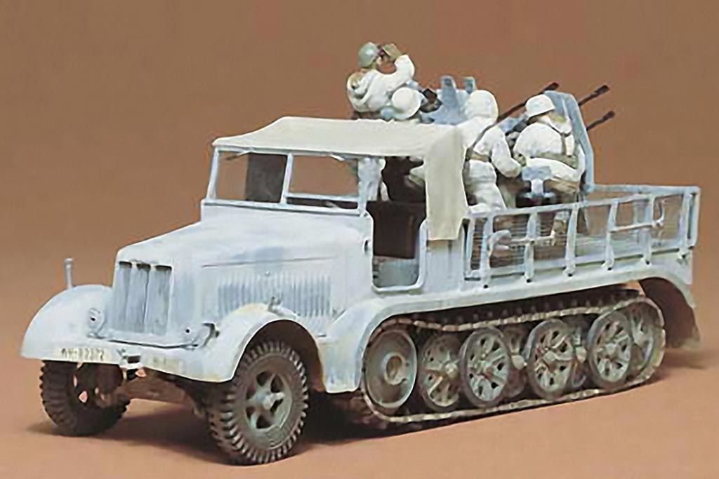 1/35 Tamiya German Sd.Kfz.7/1 Ltd ( THC 35050)
