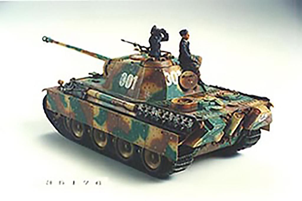 1/35 Tamiya Panther G/Late Version ( THC 35176)