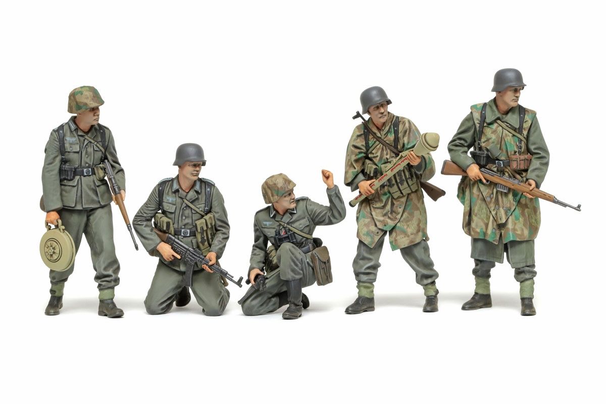 Tamiya 1:35 German Infantry Late WWII ( THC 35382)
