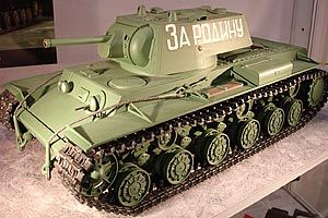 Tamiya Russian KV-1 With Full Options ( THC 56028)