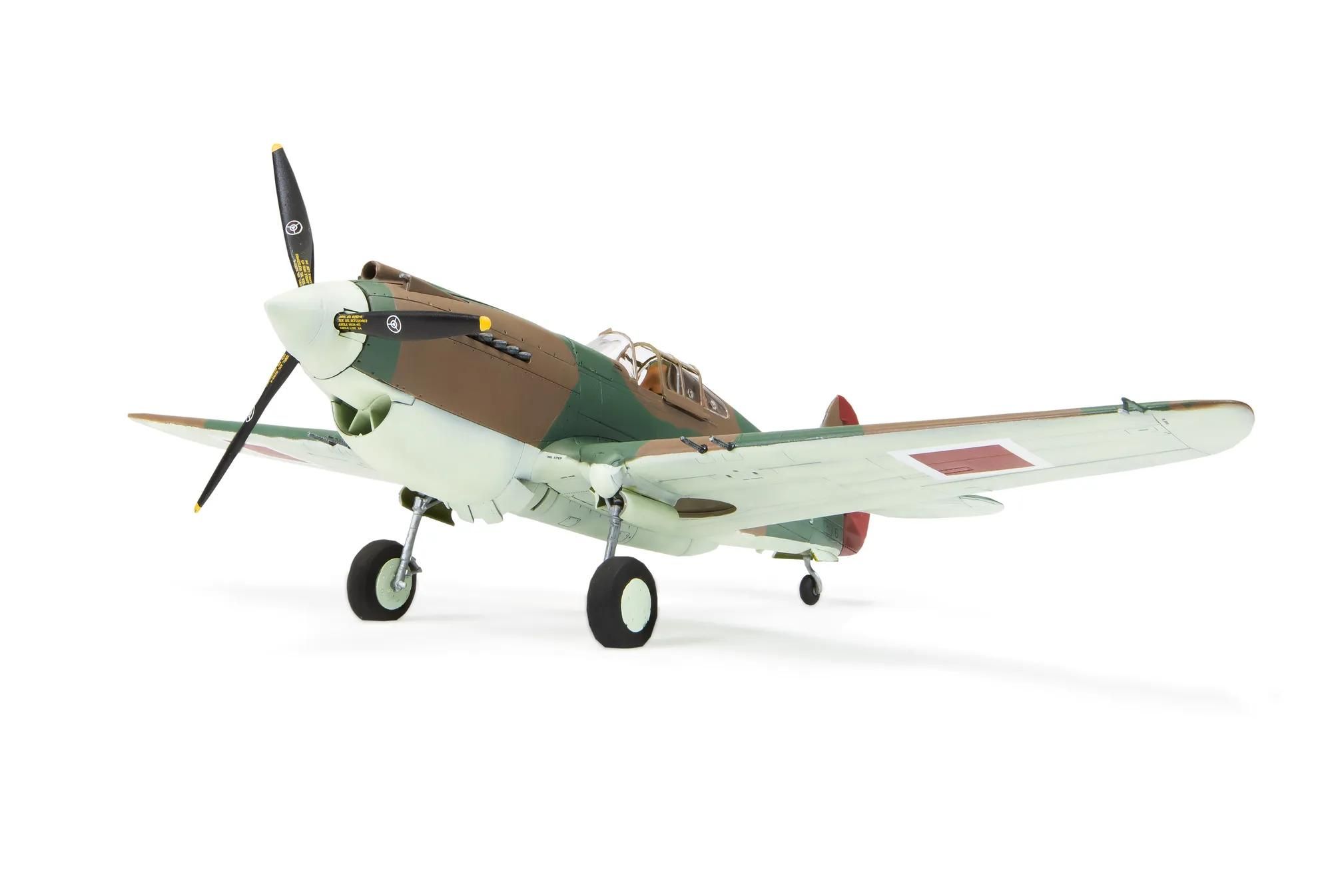 Airfix Curtiss Tomahawk Mk.II (A05133A)