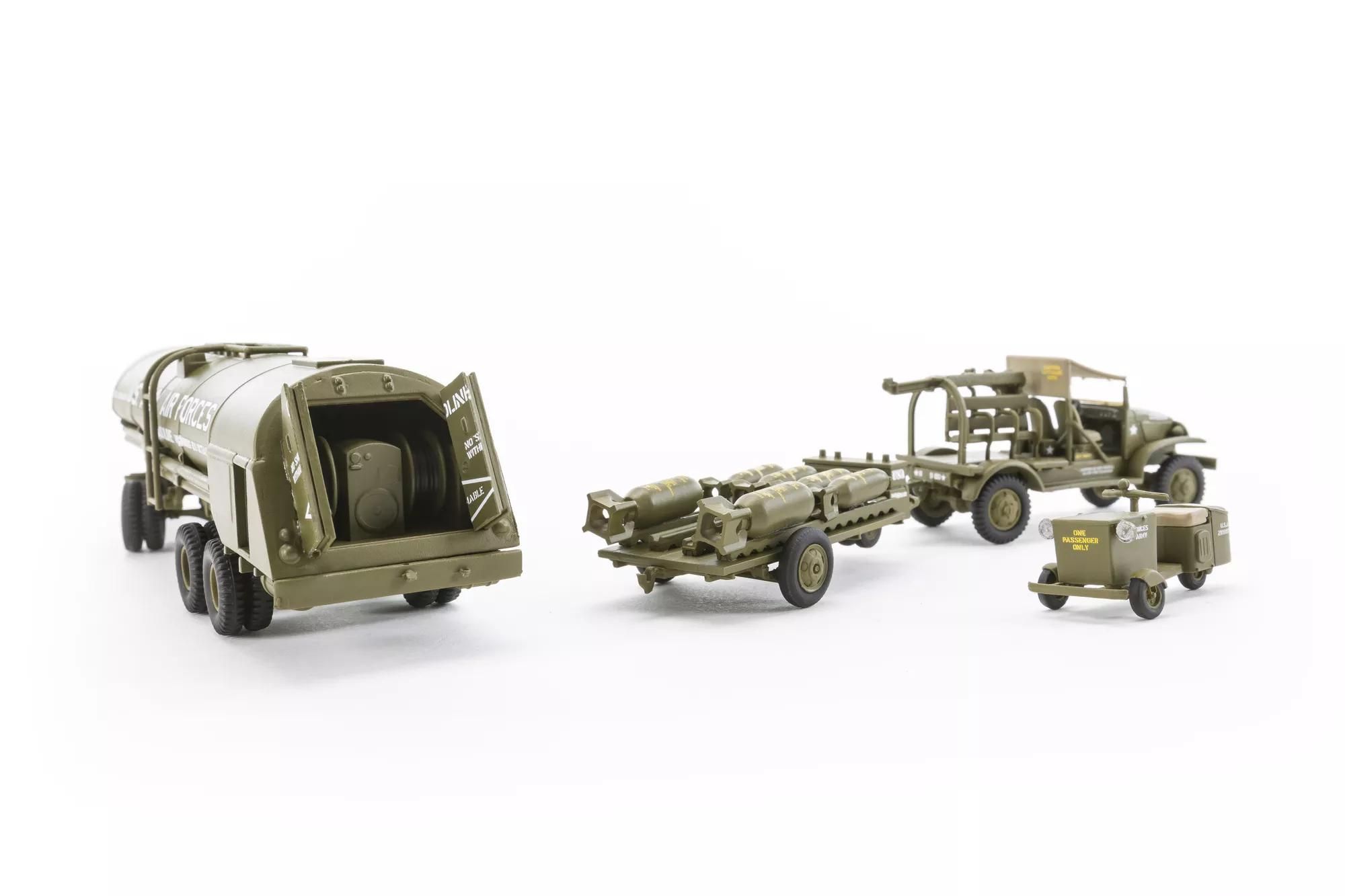 Airfix WWII USAAF 8th Bomber Resupply Set (A06304)