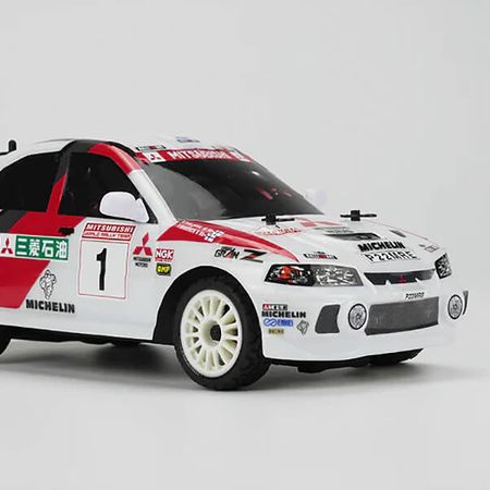 1:24 Carisma GT24 Mitsubishi Lancer Evolution 4 Micro RTR (CA86868)
