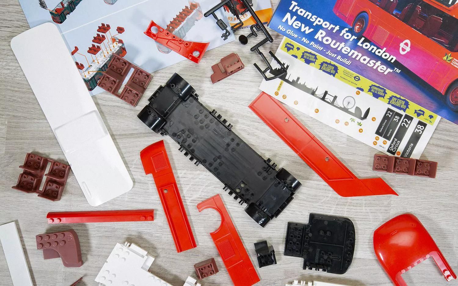 Airfix QUICKBUILD New Routemaster Bus (J6050)